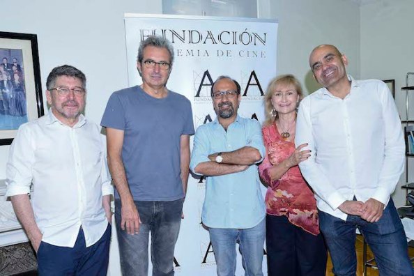 De izq a dcha. Ricardo Steinberg, Mariano Barroso, Asghar Farhadi, Ana Amigo y Rafa Portela. Foto Alberto Ortega