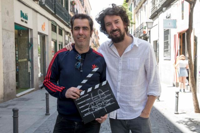 La crisis -corto- rodaje (2) Juan Sardá -iz- y Pedro Aguilera -directores-