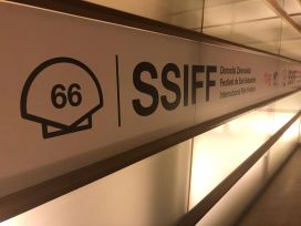 FSS 2018 - Logo en pasillo