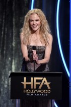 Nicole Kidman -Premios HFA Hollywood- 2018 (2)